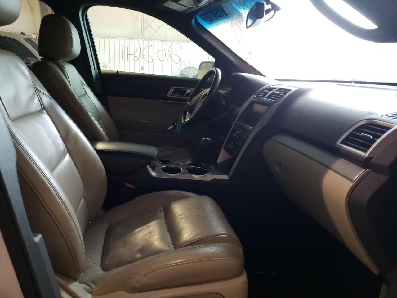 Photo 5 from auction – 2013 FORD EXPLORER X with VIN 1FM5K7D88DGB57969