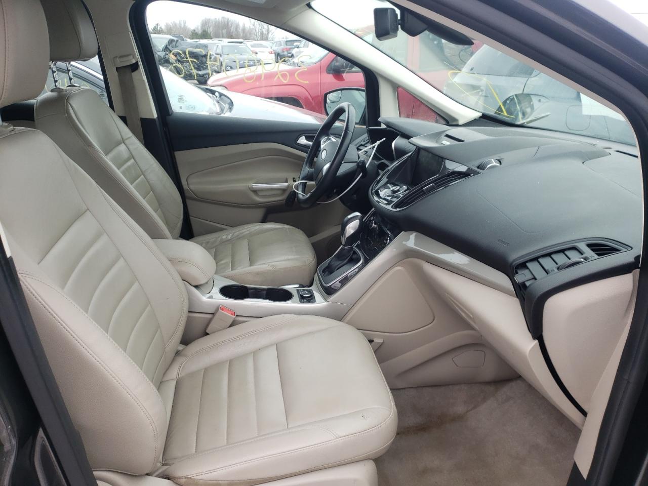 Фото 5 с аукциона – 2015 FORD C-MAX SEL с VIN 1FADP5BUXFL120895