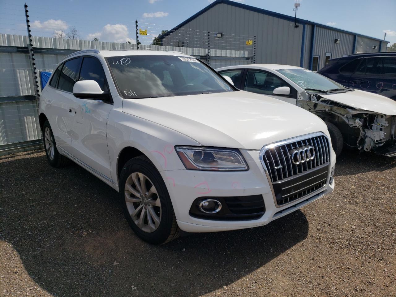 AUDI Q5 PREMIUM 2013 with VIN WA1CFAFP7DA058560 - Photo from auction