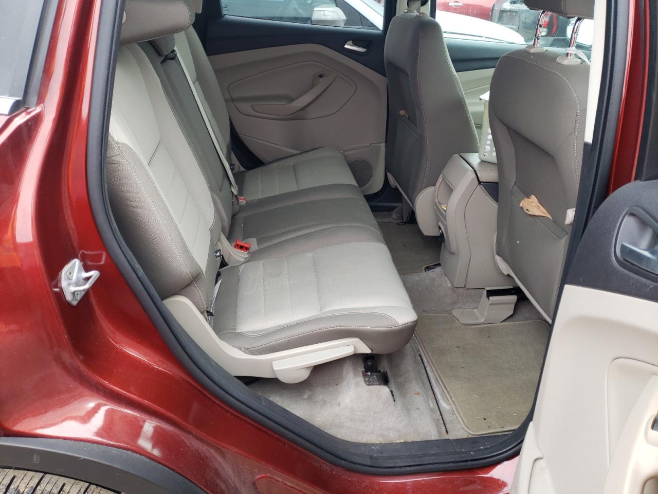 Photo 6 from auction – 2014 FORD ESCAPE SE with VIN 1FMCU0GX6EUA62227