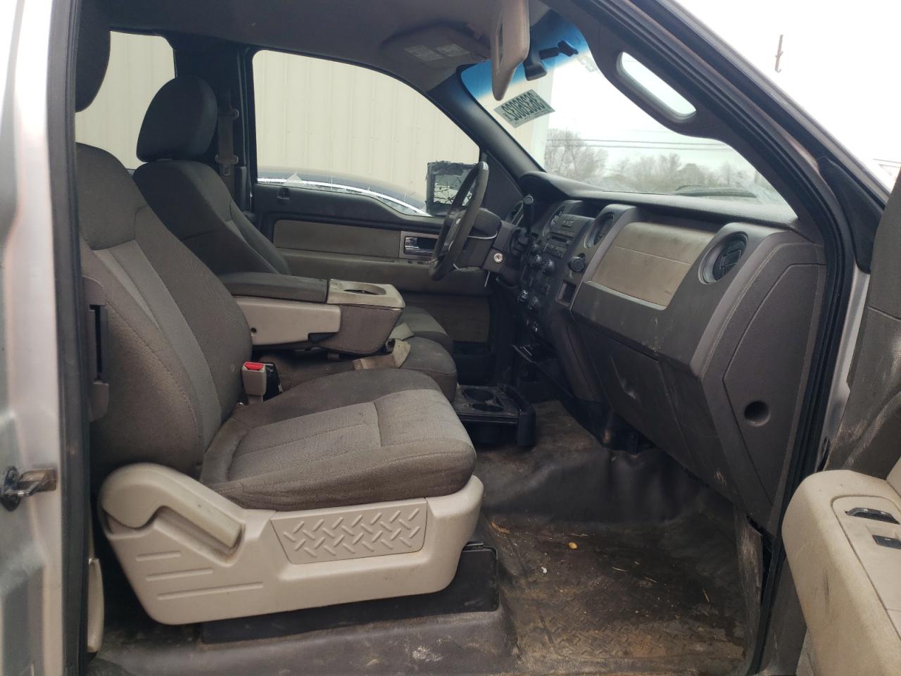 Photo 5 from auction – 2009 FORD F150 SUPER with VIN 1FTRX14869KC07664