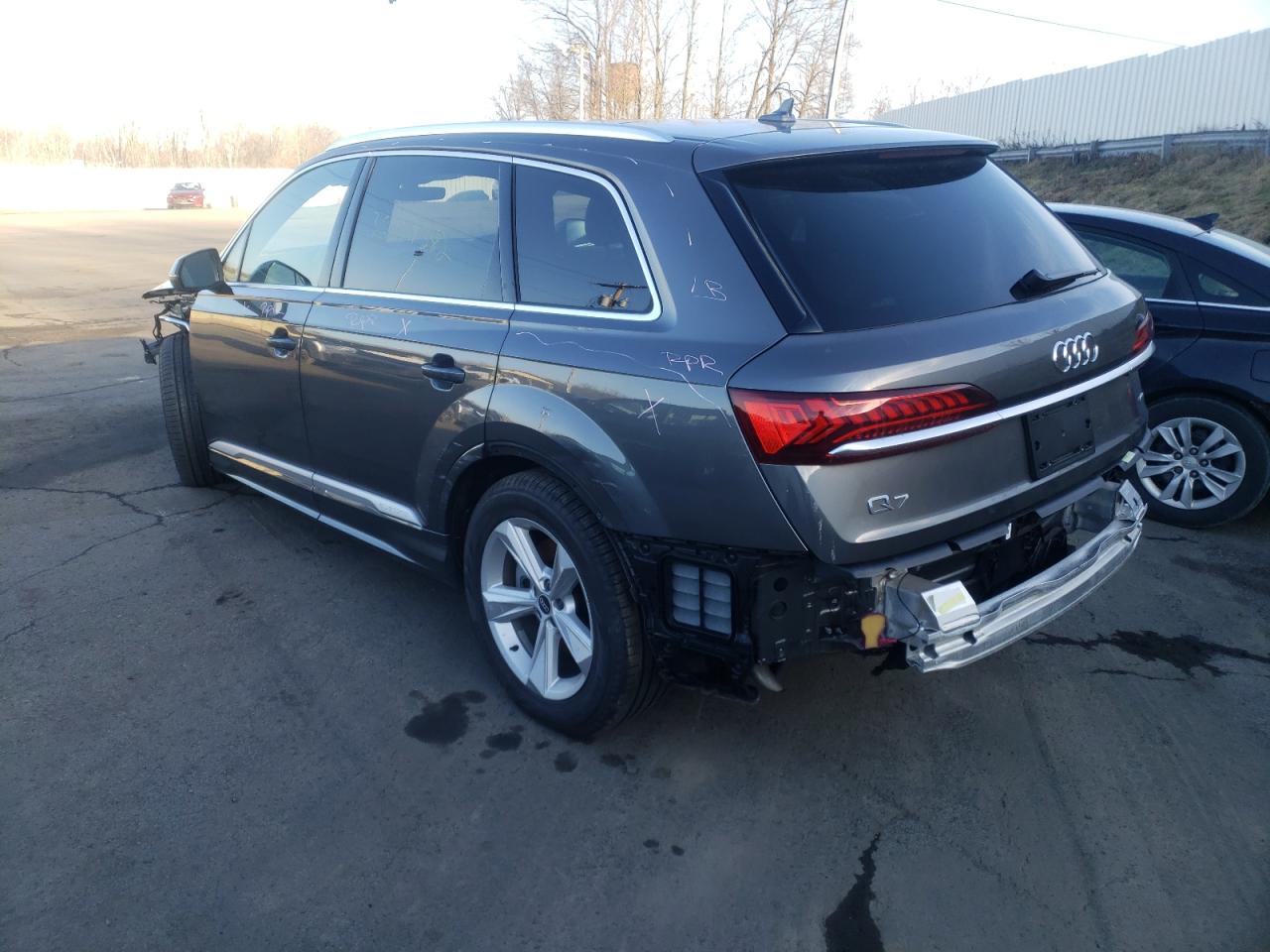 Photo 3 from auction – 2021 AUDI Q7 PREMIUM with VIN WA1AJAF7XMD028831