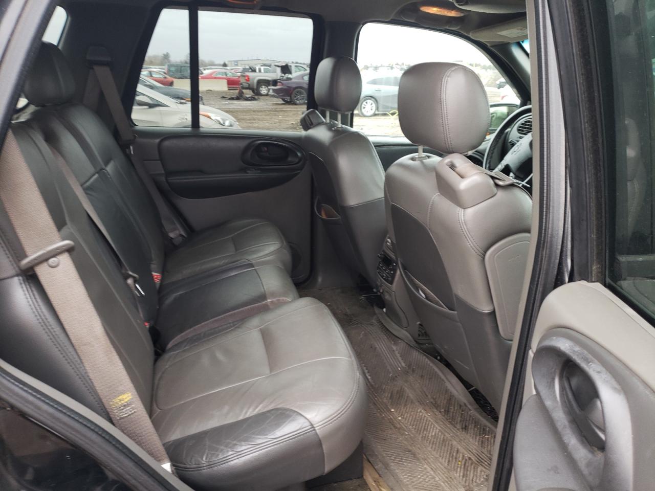 Photo 6 from auction – 2002 CHEVROLET TRAILBLAZE with VIN 1GNDT13SX22170800