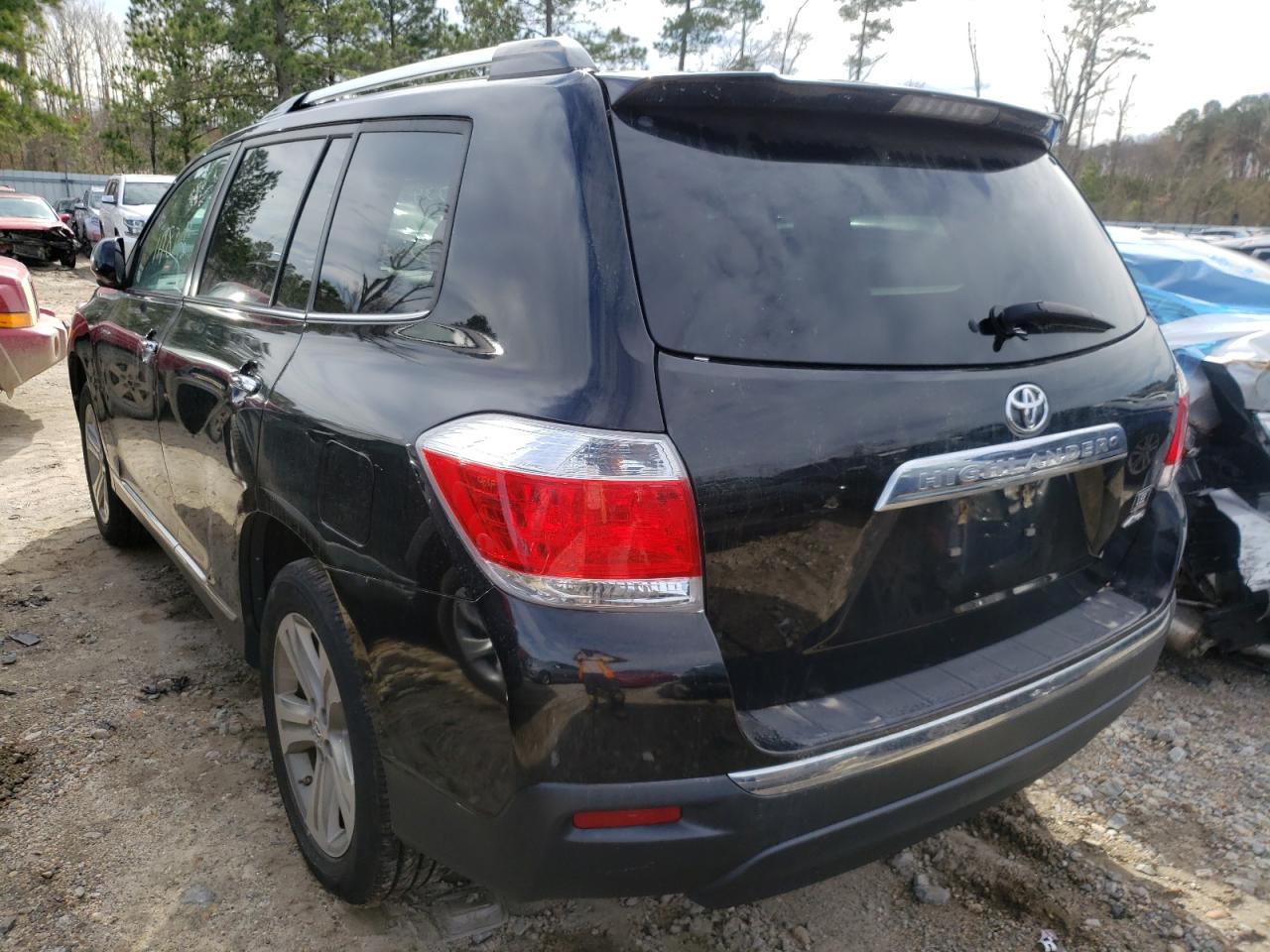 Photo 3 from auction – 2013 TOYOTA HIGHLANDER with VIN 5TDDK3EH1DS273334
