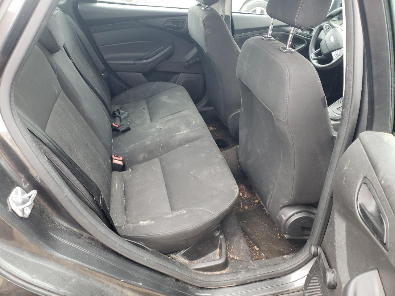 Photo 6 from auction – 2018 FORD FOCUS S with VIN 1FADP3E29JL204598