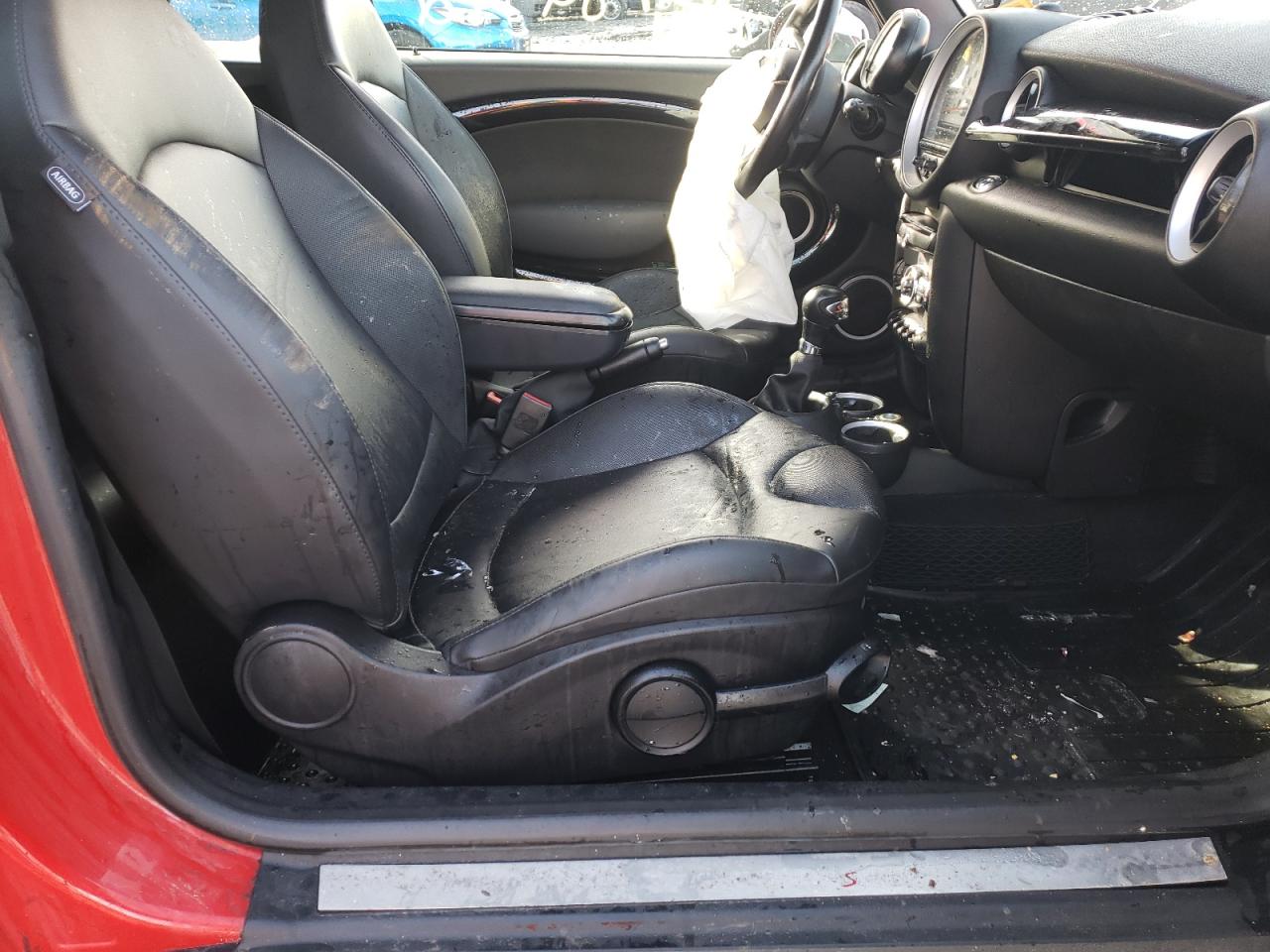 Photo 5 from auction – 2012 MINI COOPER S with VIN WMWZP3C57CT250119