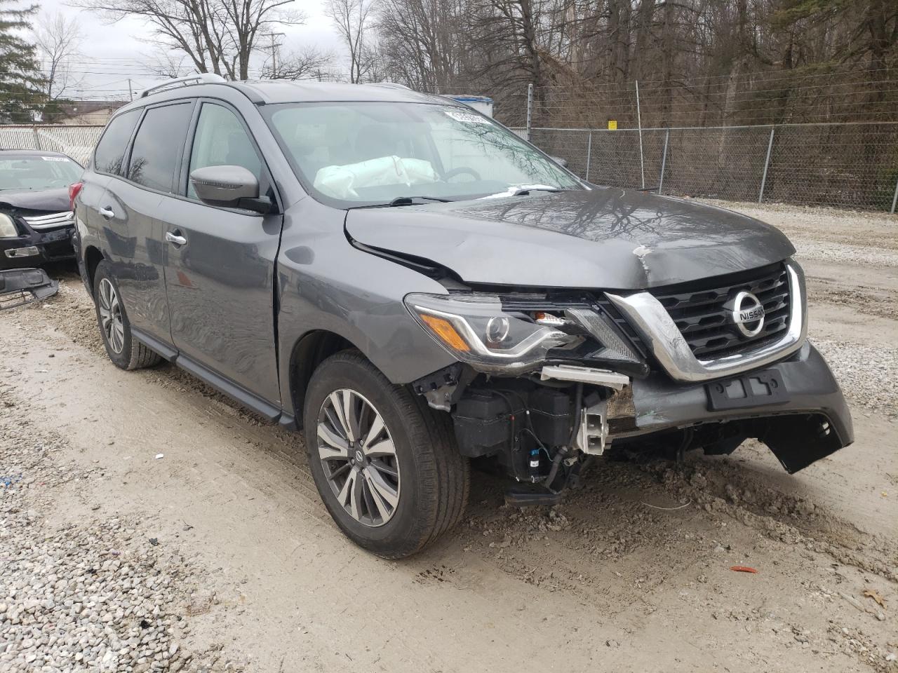 NISSAN PATHFINDER 2017 with VIN 5N1DR2MM9HC654081 - Photo from auction