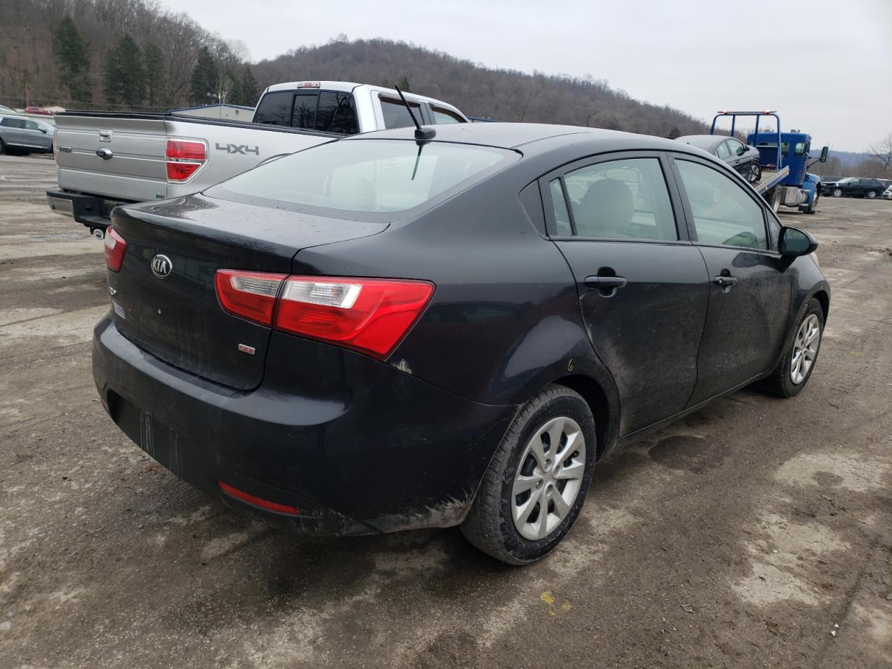 Photo 4 from auction – 2013 KIA RIO LX with VIN KNADM4A30D6312745