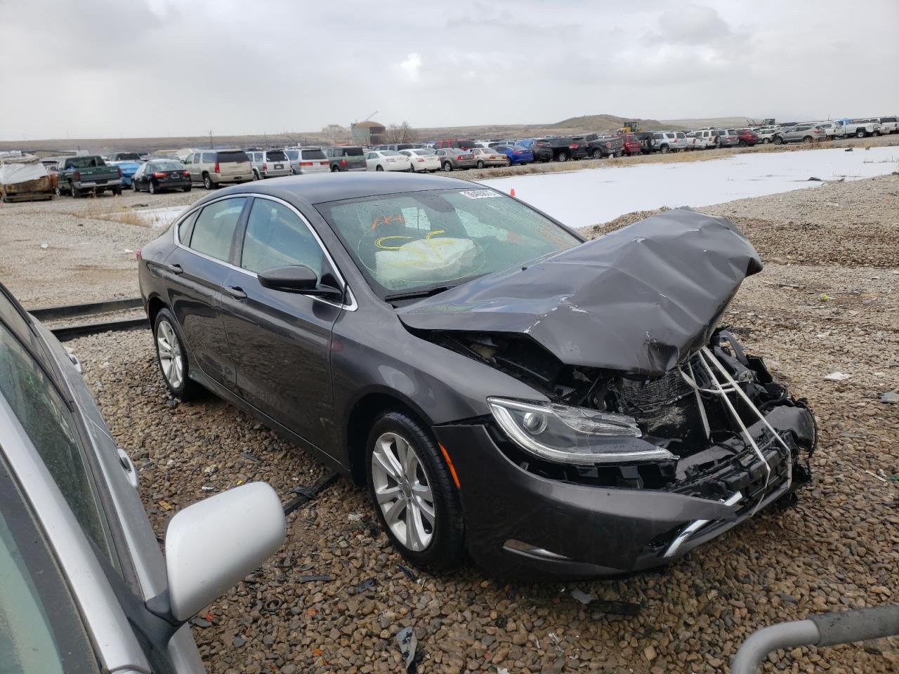 CHRYSLER 200 LIMITE 2015 with VIN 1C3CCCAB6FN667094 - Photo from auction