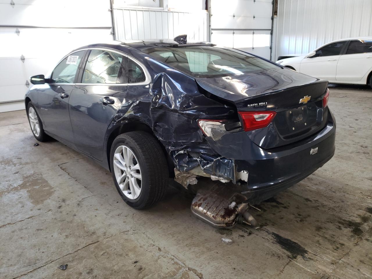 Photo 3 from auction – 2016 CHEVROLET MALIBU LT with VIN 1G1ZE5ST4GF181035
