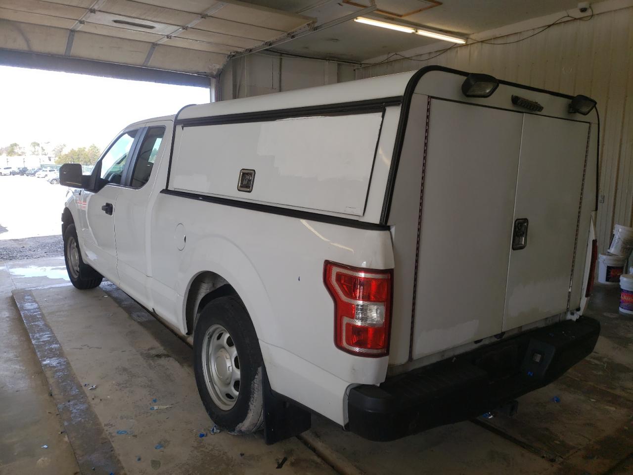 Photo 3 from auction – 2018 FORD F150 SUPER with VIN 1FTEX1CB1JKE38505