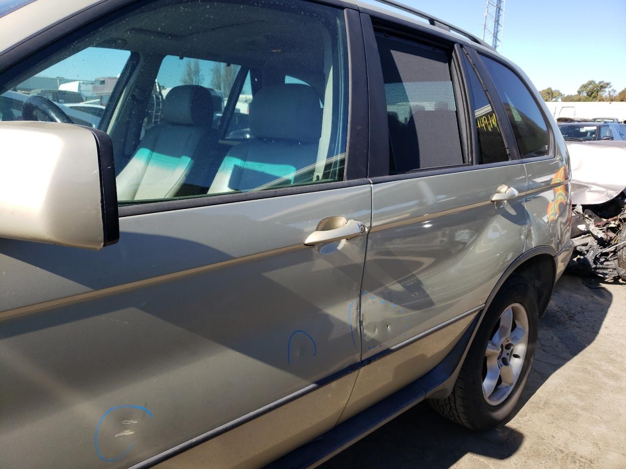Photo 9 from auction – 2003 BMW X5 3.0I with VIN 5UXFA53553LV75689