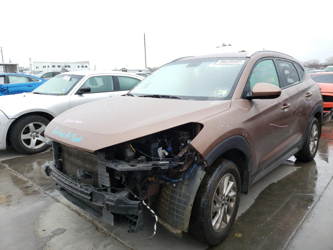 Photo 2 from auction – 2017 HYUNDAI TUCSON LIM with VIN KM8J3CA46HU281400