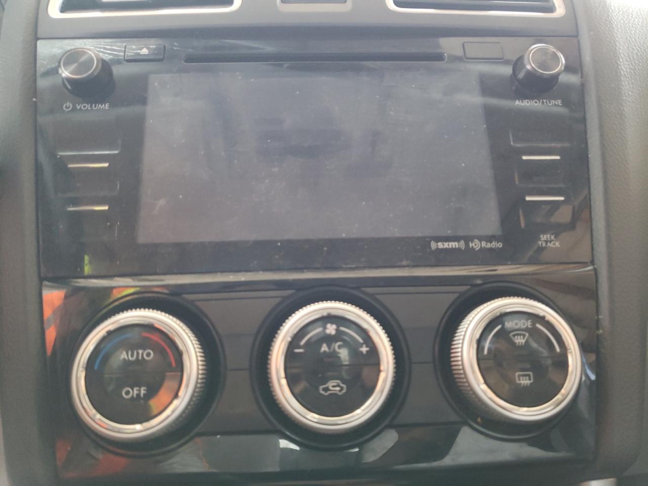 Photo 9 from auction – 2018 SUBARU FORESTER 2 with VIN JF2SJAEC3JH507400