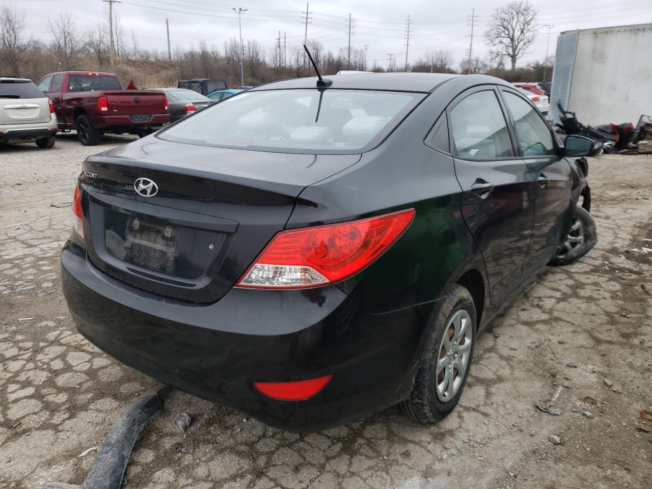 Photo 4 from auction – 2013 HYUNDAI ACCENT GLS with VIN KMHCT4AE7DU415428