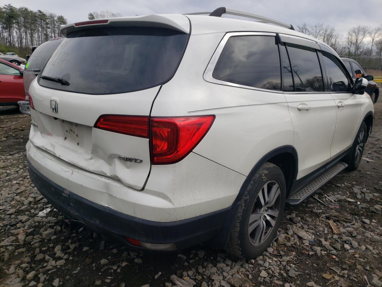 Photo 4 from auction – 2016 HONDA PILOT EX with VIN 5FNYF6H37GB041613
