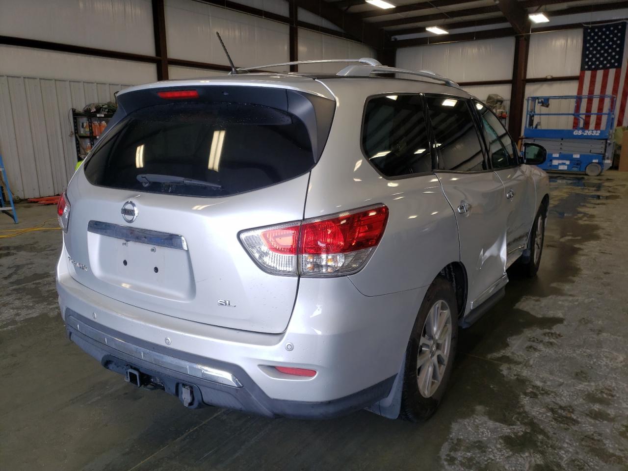 Photo 4 from auction – 2015 NISSAN PATHFINDER with VIN 5N1AR2MN5FC701339