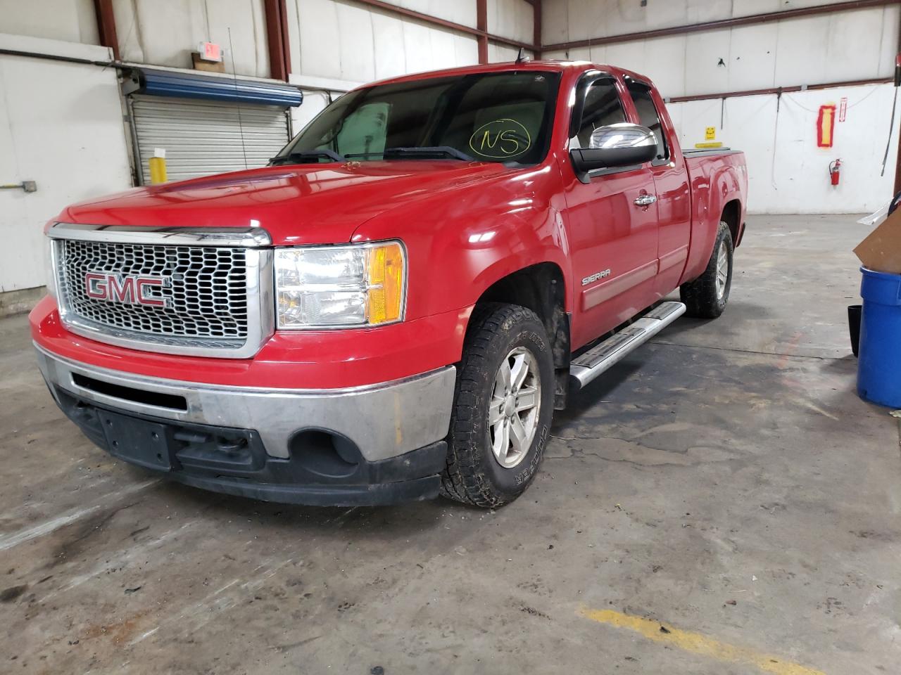 Photo 2 from auction – 2011 GMC SIERRA K15 with VIN 1GTR2VE33BZ460950