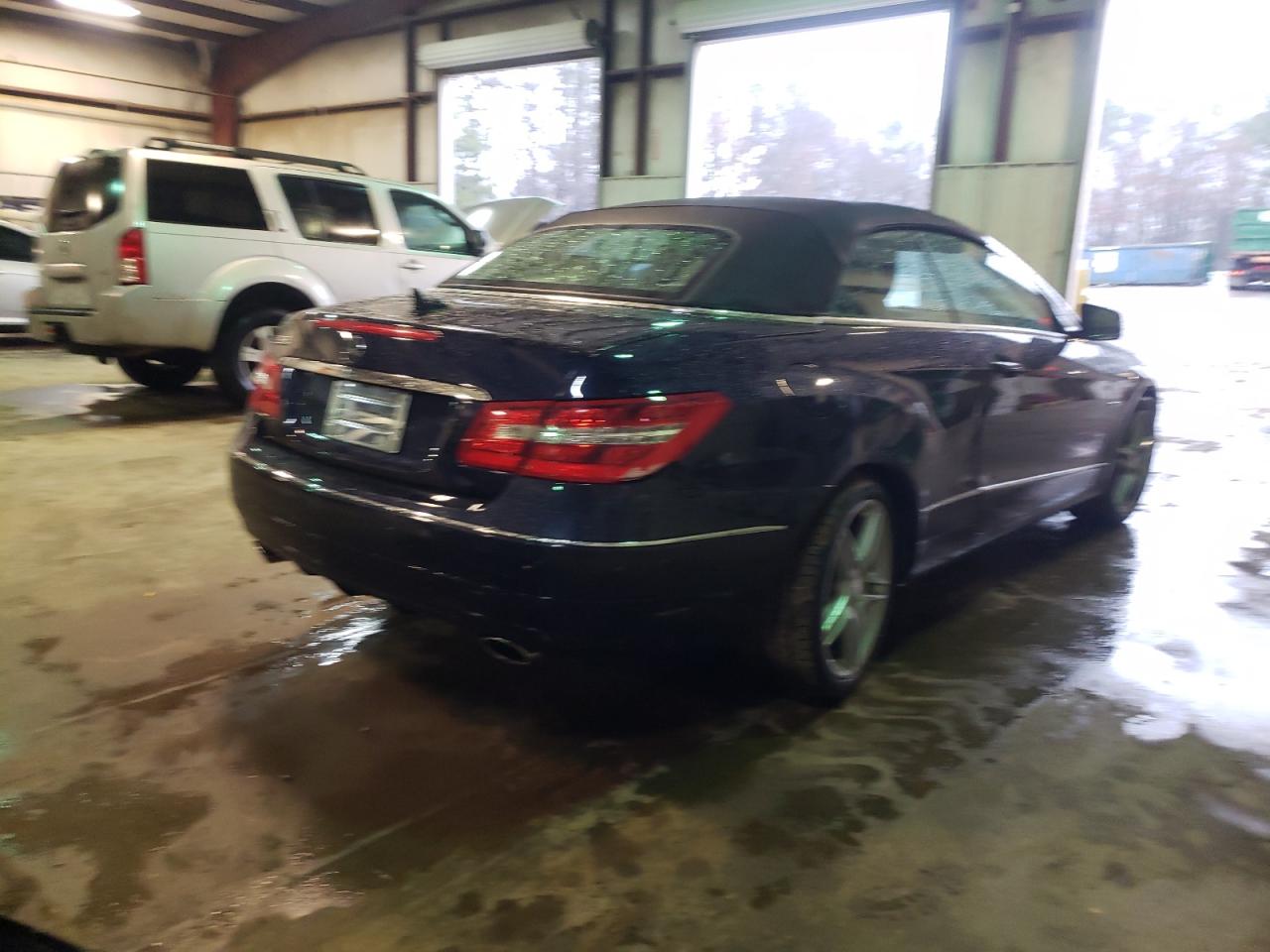 Photo 4 from auction – 2012 MERCEDES-BENZ E 350 with VIN WDDKK5KFXCF146947