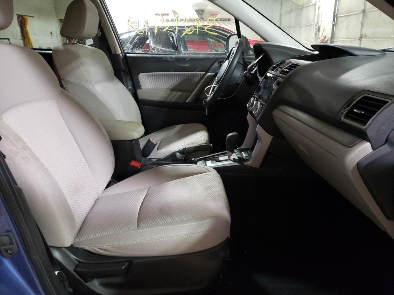 Photo 5 from auction – 2017 SUBARU FORESTER 2 with VIN JF2SJAEC9HH479306