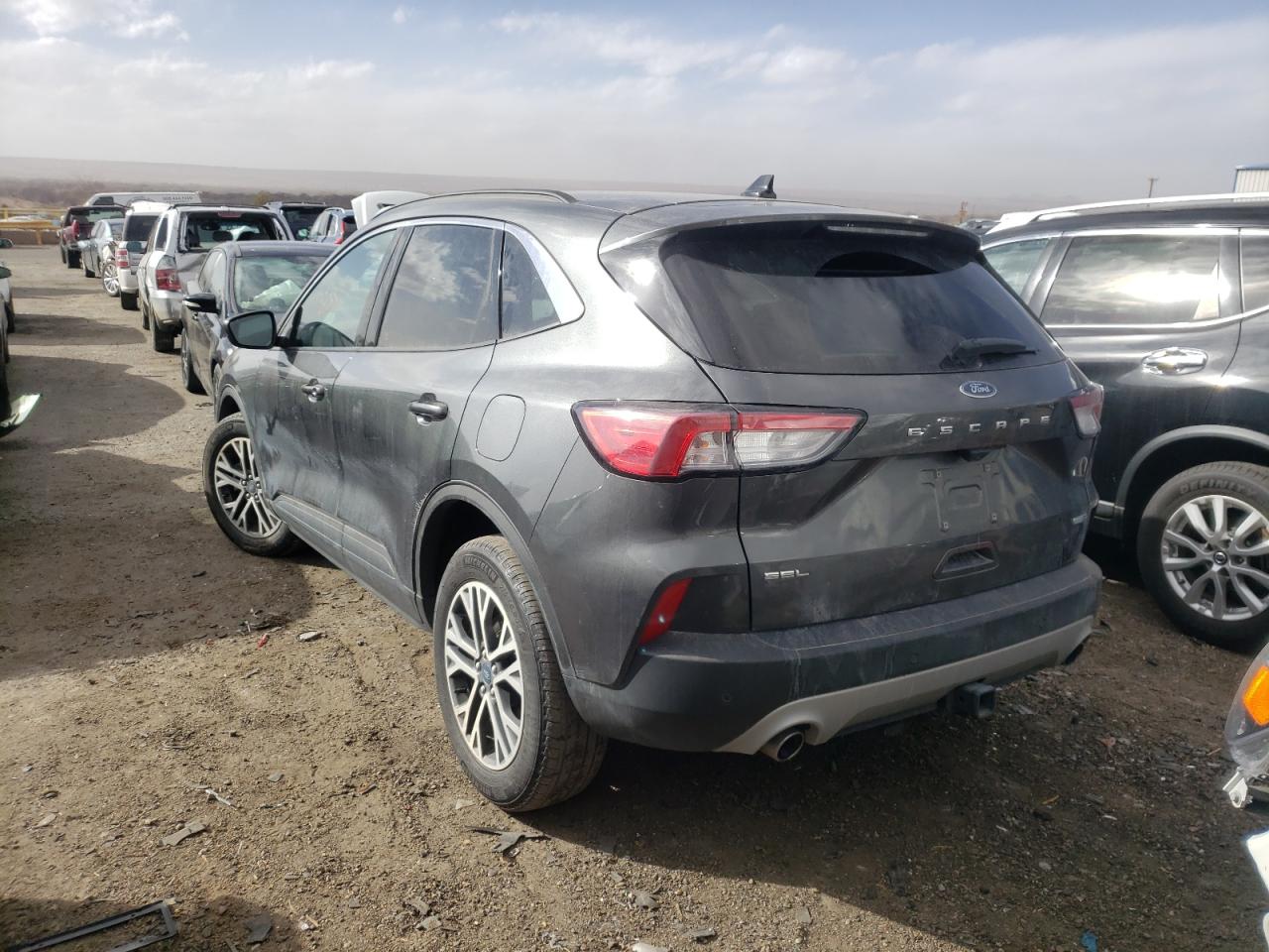 Photo 3 from auction – 2020 FORD ESCAPE SEL with VIN 1FMCU9H99LUA80237