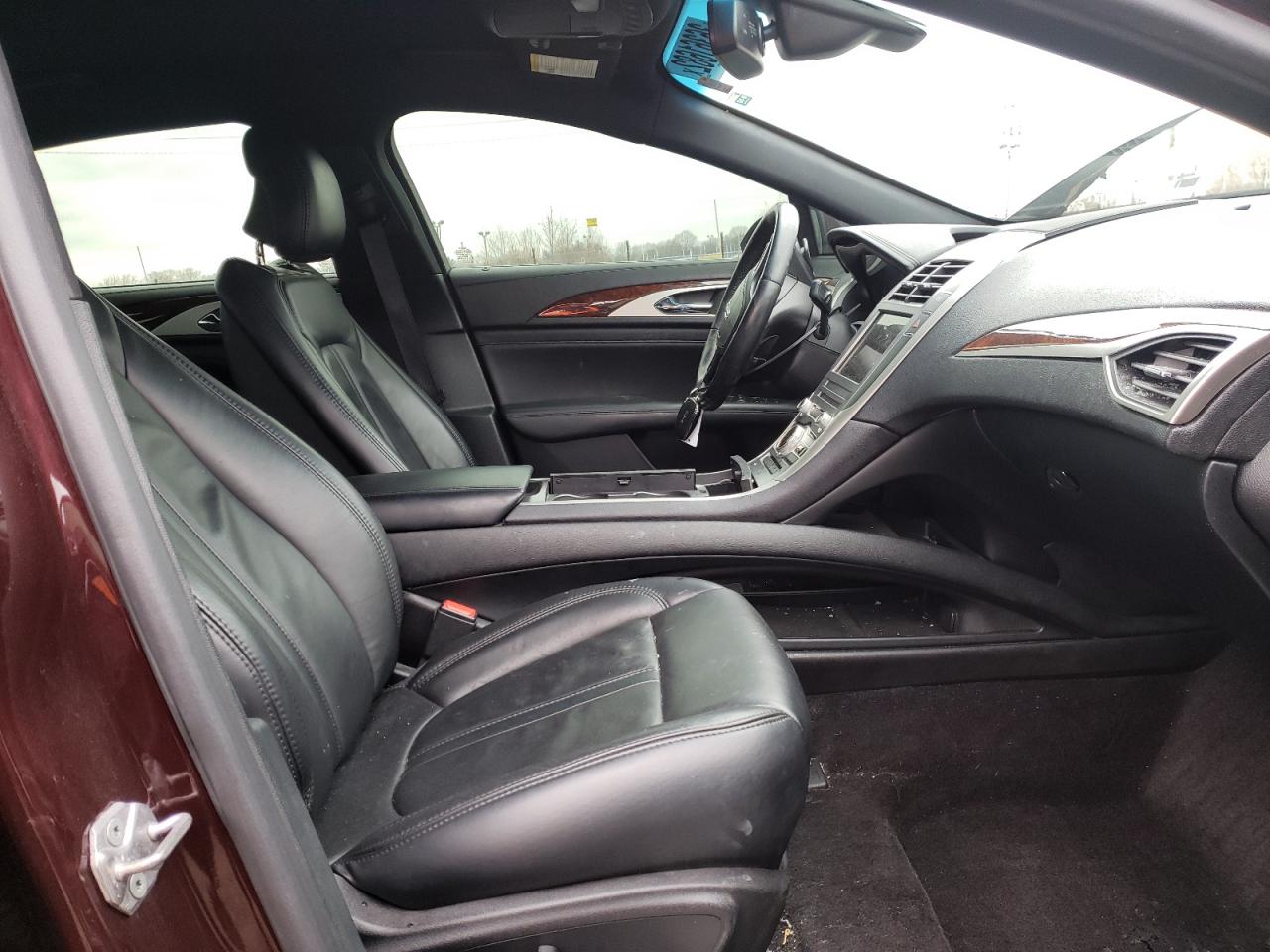 Photo 5 from auction – 2017 LINCOLN MKZ SELECT with VIN 3LN6L5D91HR648221