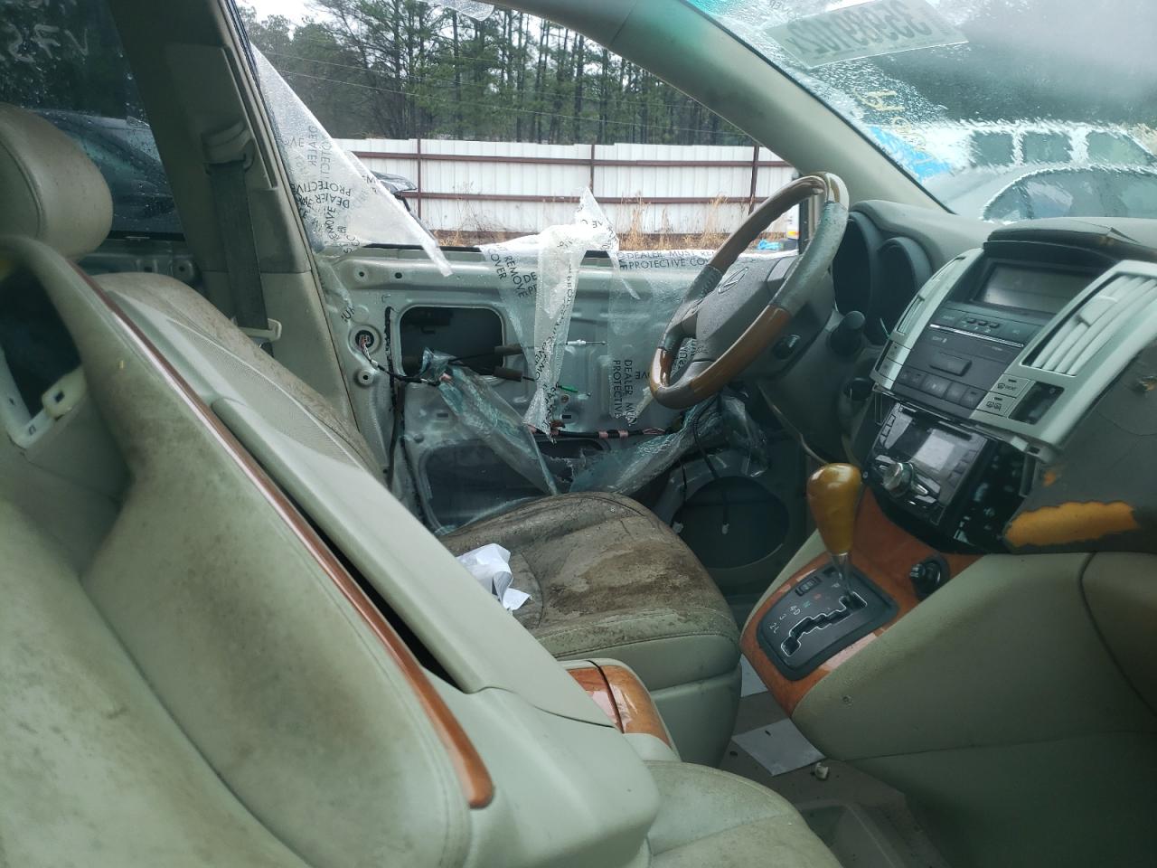 Photo 5 from auction – 2005 LEXUS RX 330 with VIN 2T2GA31U45C020615