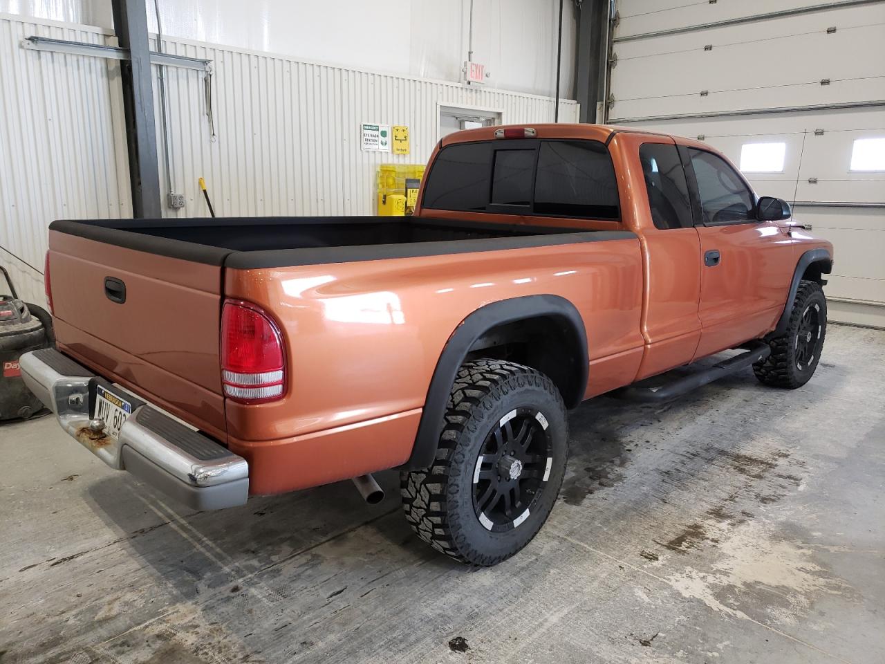 Photo 4 from auction – 2000 DODGE DAKOTA with VIN 1B7GG22X4YS701785