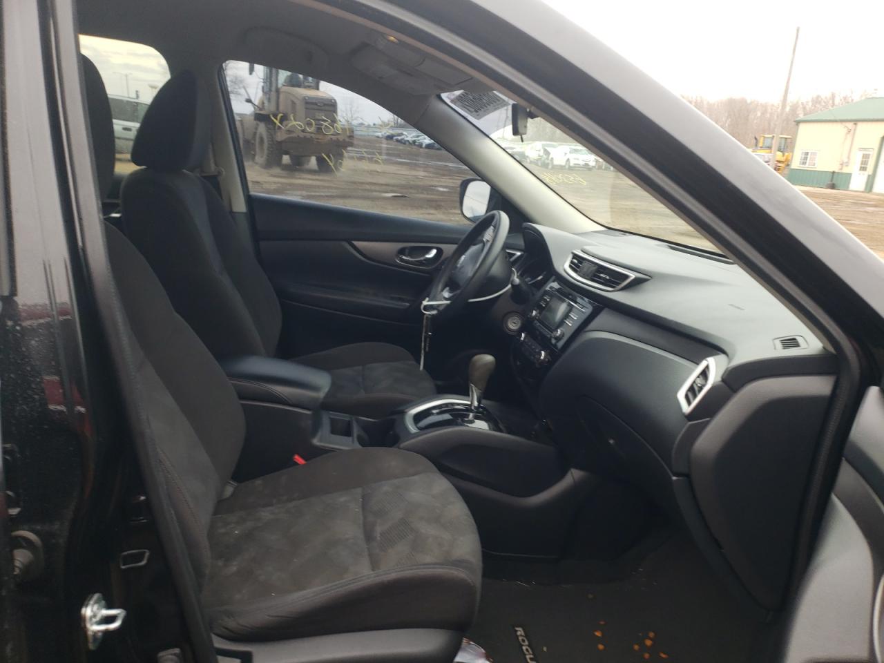 Photo 5 from auction – 2016 NISSAN ROGUE S with VIN KNMAT2MV5GP653048