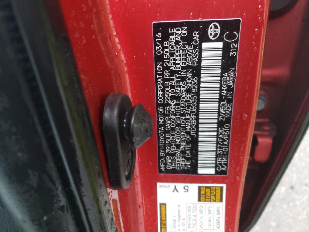 Photo 10 from auction – 2016 TOYOTA PRIUS with VIN JTDKBRFU6G3518236
