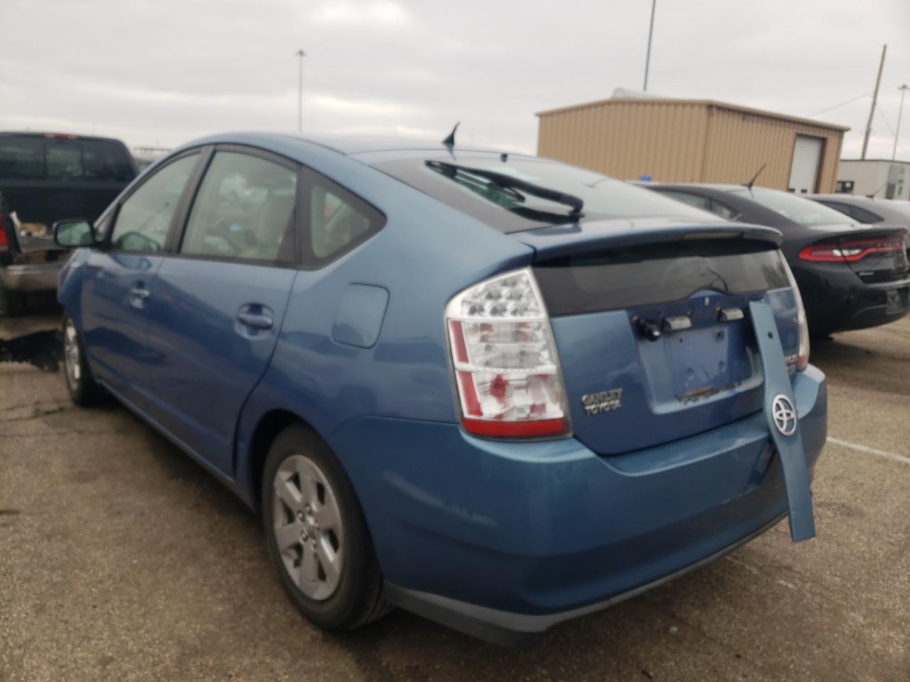 Photo 3 from auction – 2006 TOYOTA PRIUS with VIN JTDKB22U067082553