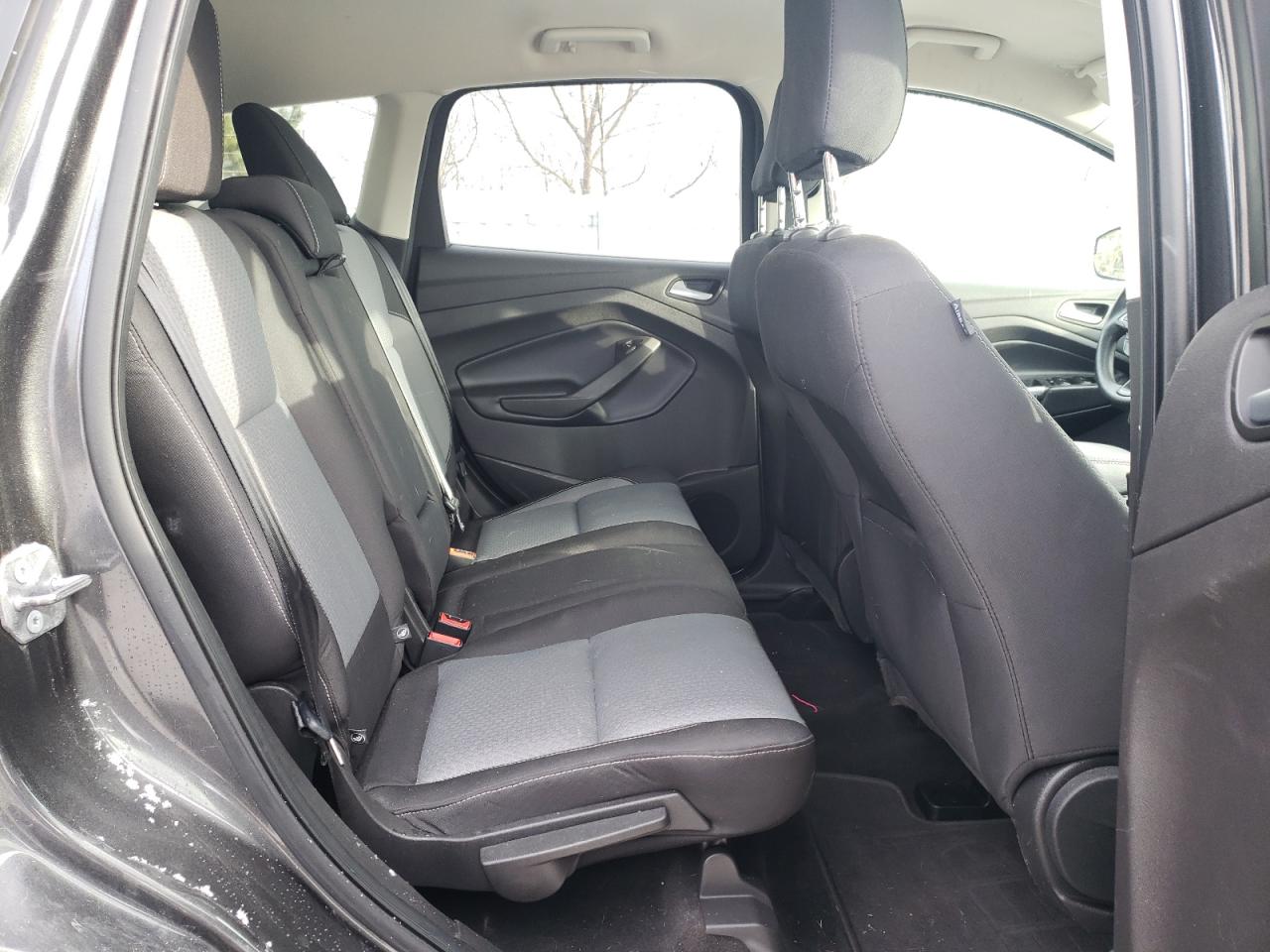 Photo 6 from auction – 2018 FORD ESCAPE SE with VIN 1FMCU9GD8JUC51742