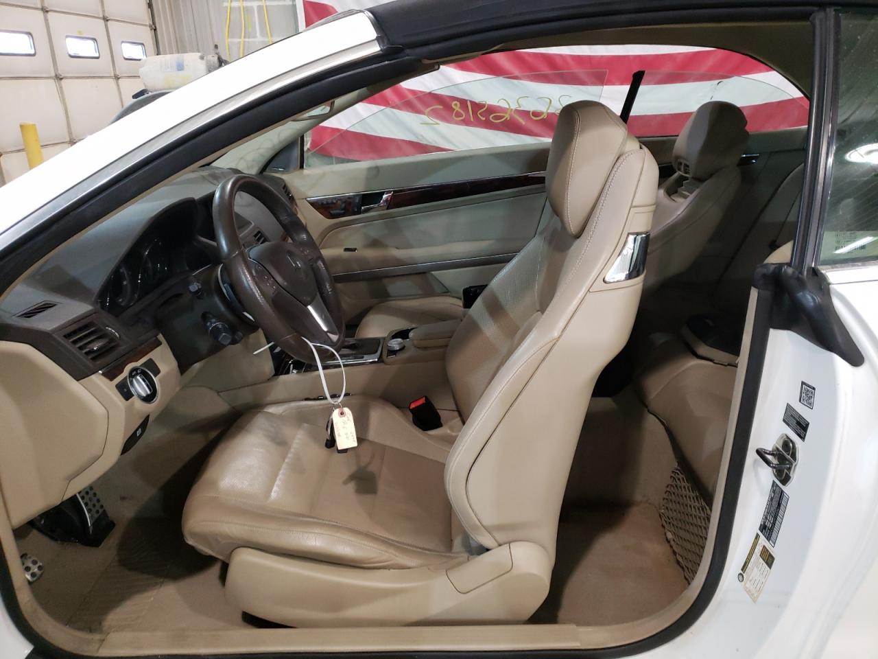 Photo 5 from auction – 2012 MERCEDES-BENZ E 350 with VIN WDDKK5KF1CF159361