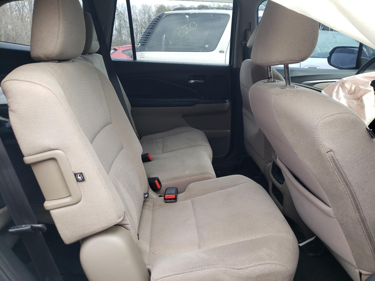 Photo 6 from auction – 2016 HONDA PILOT EX with VIN 5FNYF6H37GB041613