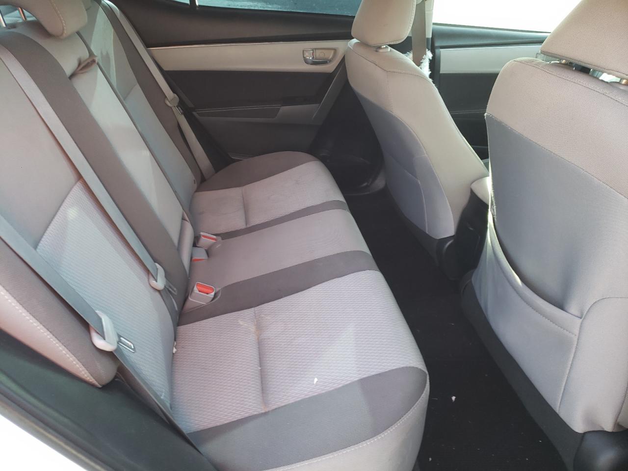 Photo 6 from auction – 2017 TOYOTA COROLLA L with VIN 2T1BURHE8HC866631