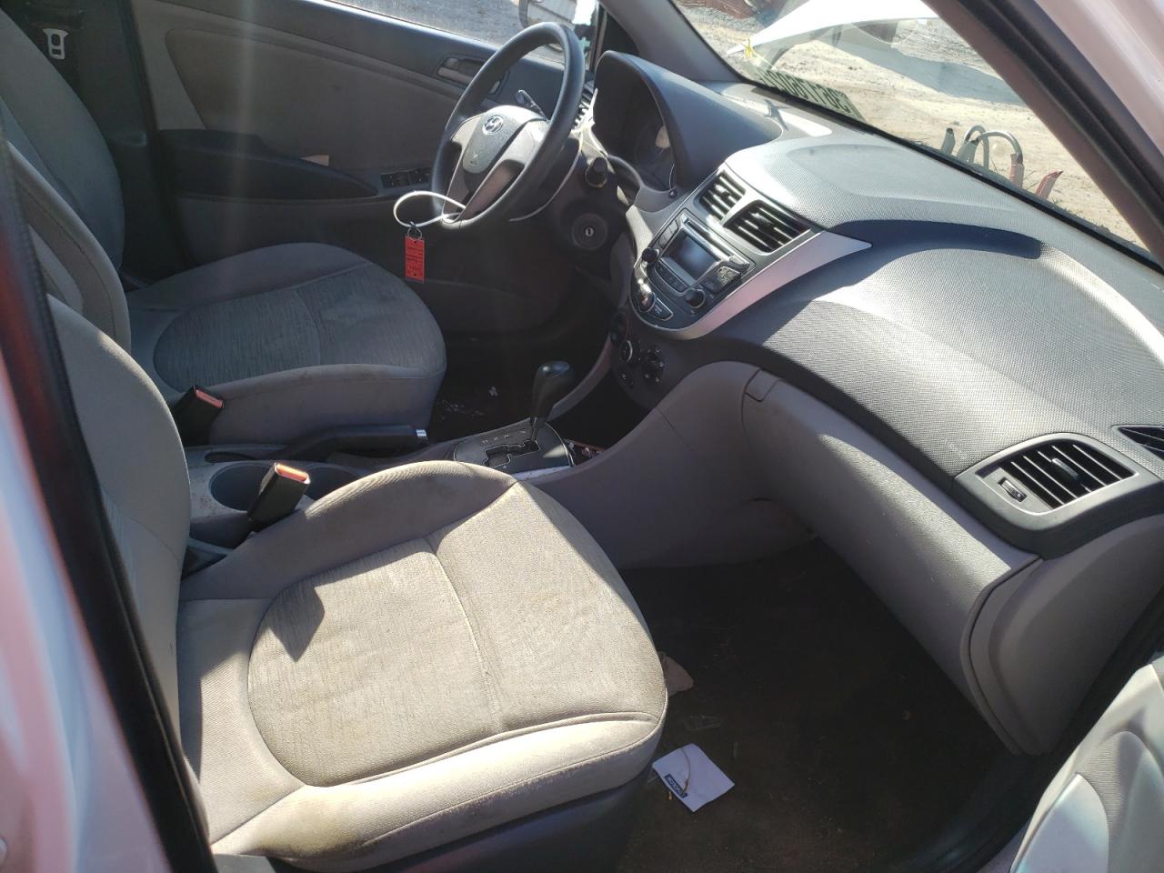 Photo 5 from auction – 2015 HYUNDAI ACCENT GLS with VIN KMHCT4AE8FU861624