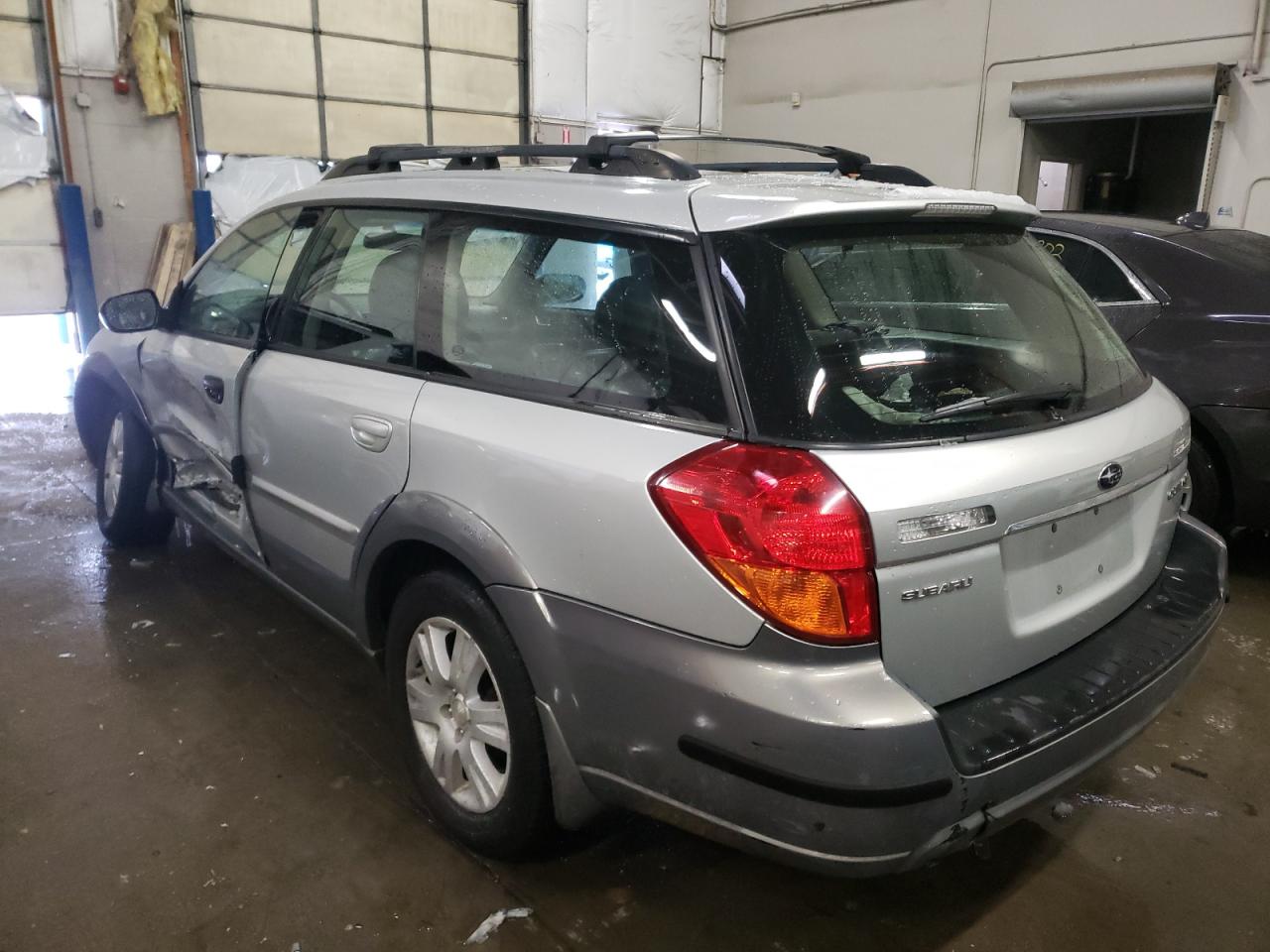 Photo 3 from auction – 2005 SUBARU LEGACY OUT with VIN 4S4BP62C757329240