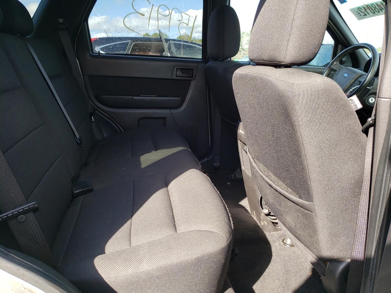 Photo 6 from auction – 2009 FORD ESCAPE XLT with VIN 1FMCU037X9KC99956