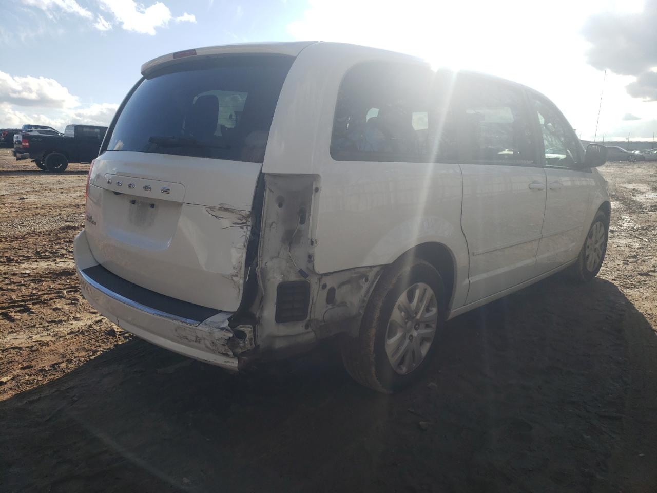 Photo 4 from auction – 2016 DODGE GRAND CARA with VIN 2C4RDGBG7GR374748