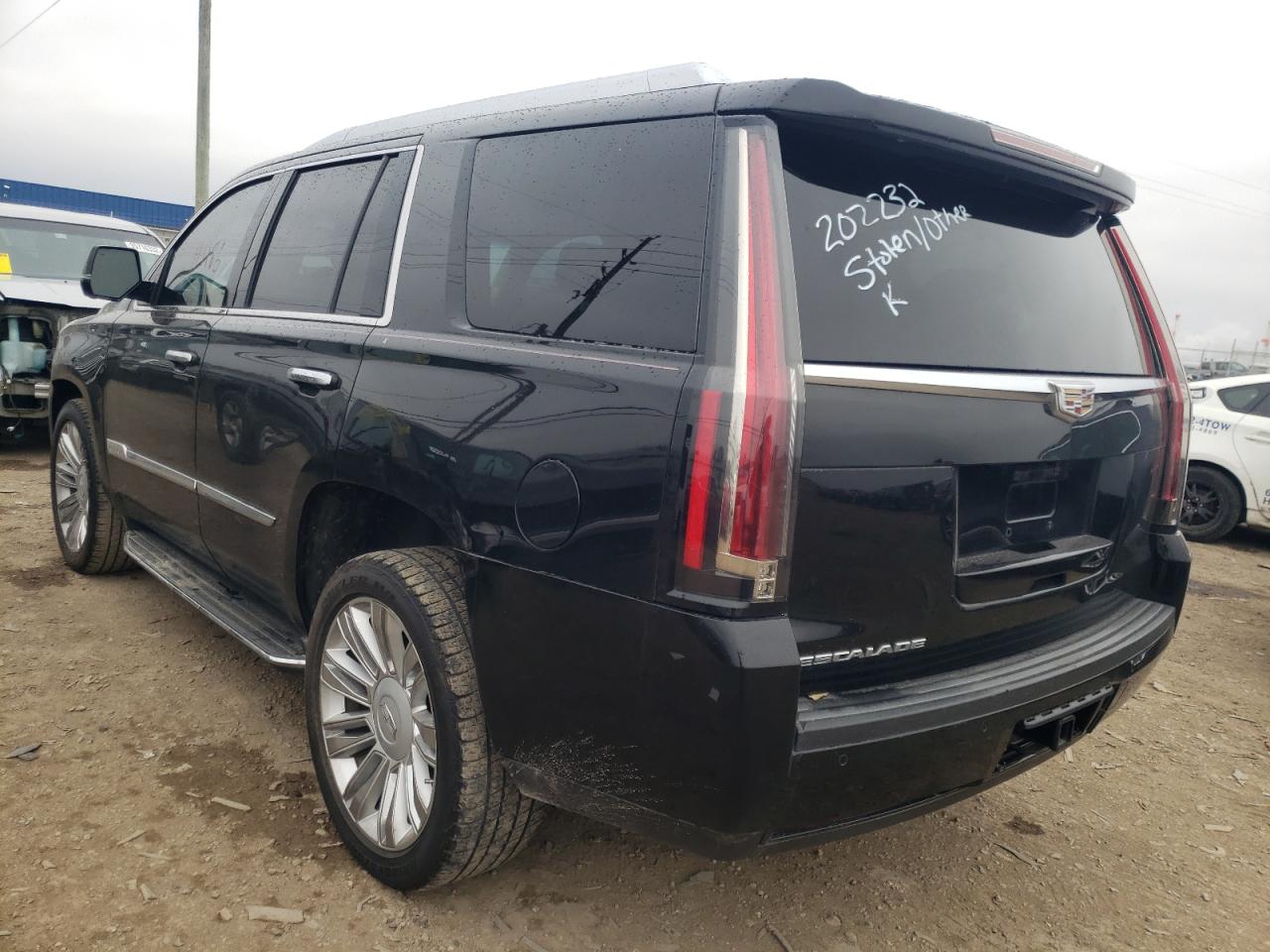 Photo 3 from auction – 2016 CADILLAC ESCALADE L with VIN 1GYS3BKJ8GR429100