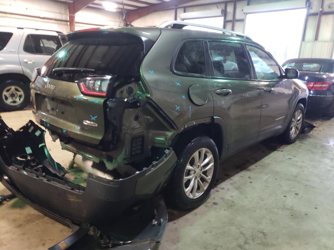 Photo 4 from auction – 2020 JEEP CHEROKEE L with VIN 1C4PJLCB1LD543204