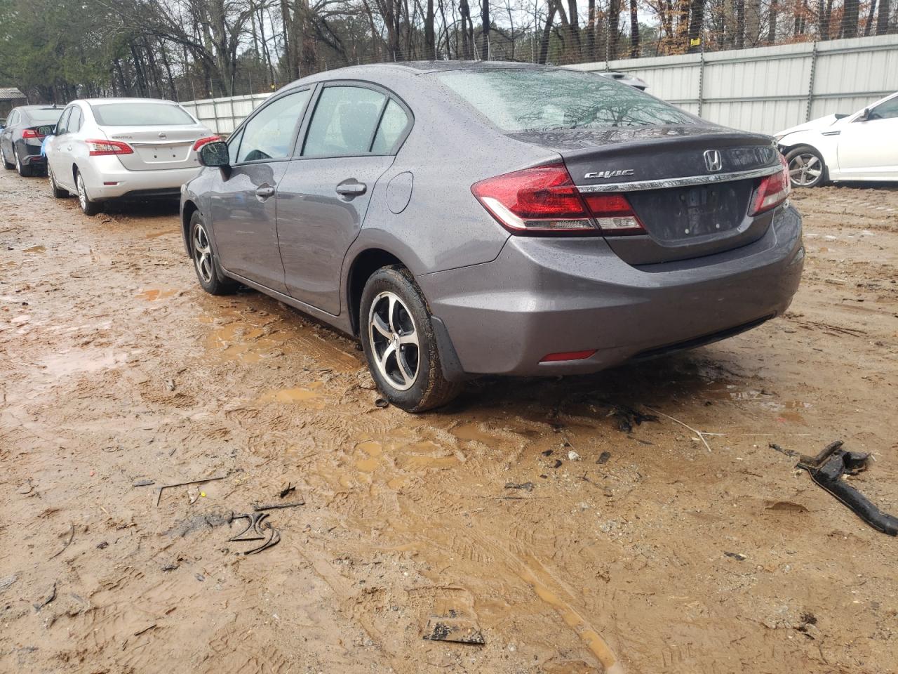 Photo 3 from auction – 2015 HONDA CIVIC SE with VIN 19XFB2F74FE082139