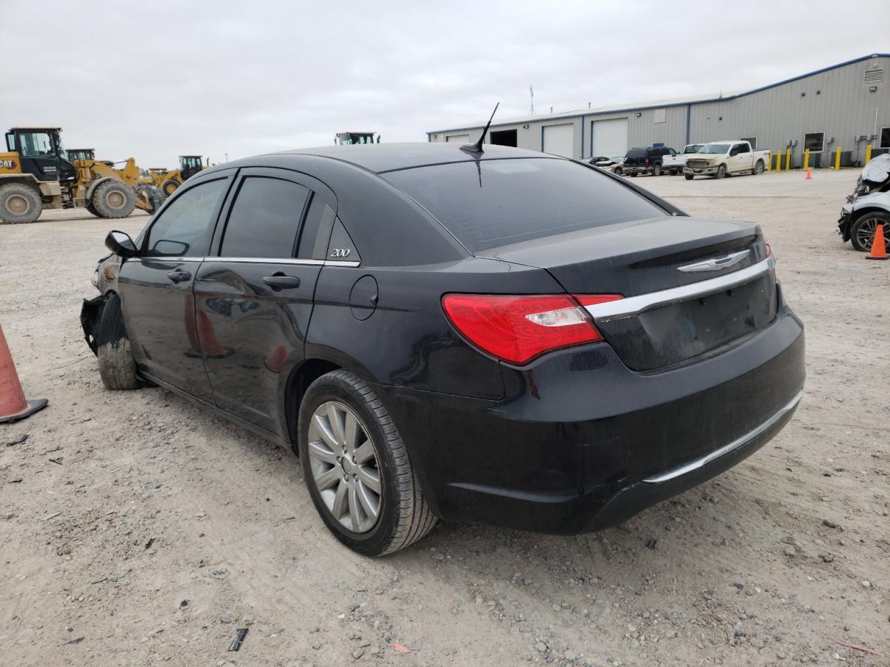 صورة رقم 3 من المزاد - 2013 CHRYSLER 200 TOURIN مع VIN 1C3CCBBB1DN764080