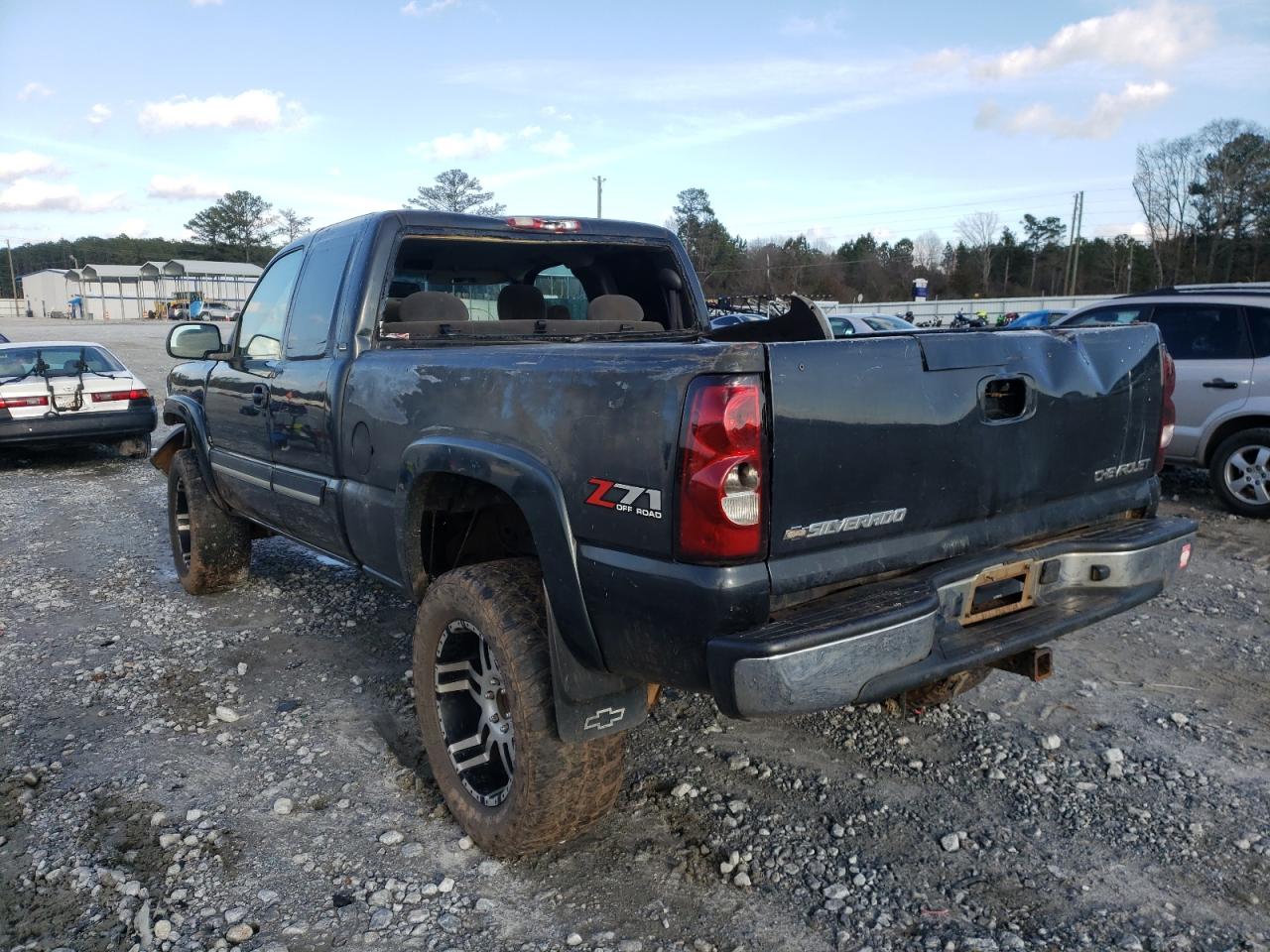 Photo 3 from auction – 2003 CHEVROLET SILVERADO with VIN 1GCEK19T33E234255
