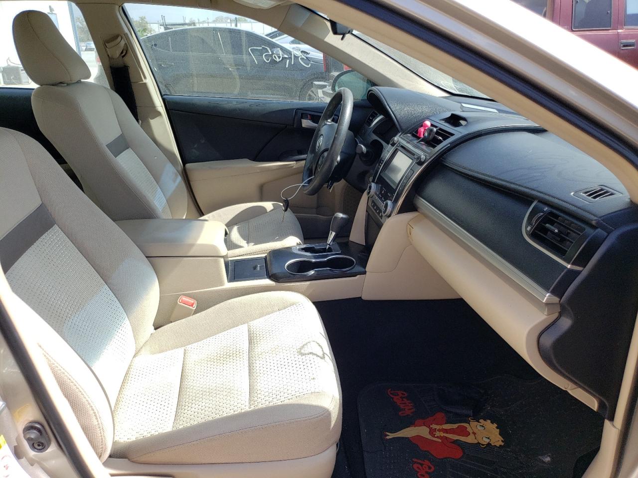 Photo 5 from auction – 2013 TOYOTA CAMRY L with VIN 4T1BF1FK9DU235982