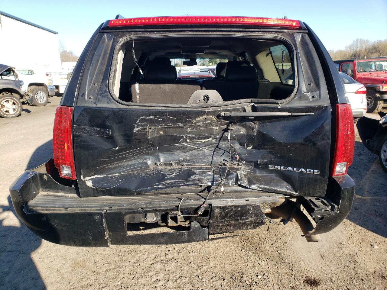 Photo 9 from auction – 2008 CADILLAC ESCALADE E with VIN 1GYFK66808R141785