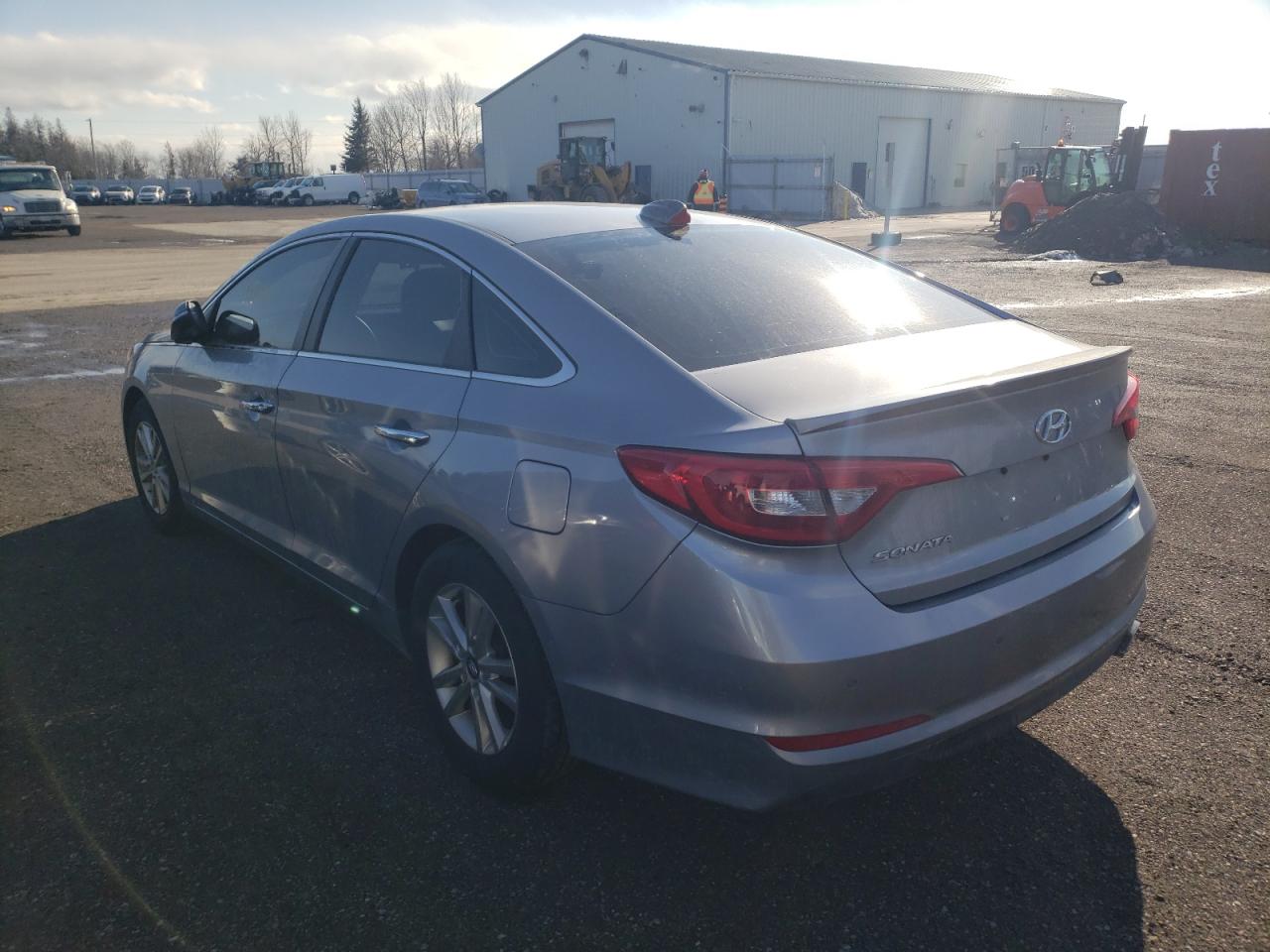 Photo 3 from auction – 2017 HYUNDAI SONATA SE with VIN 5NPE24AF4HH464059