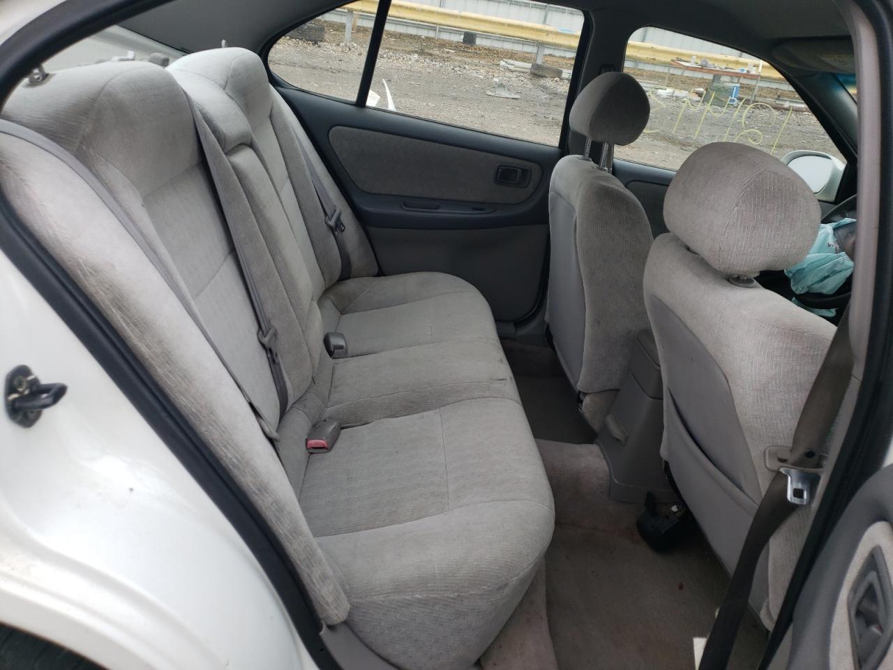 Photo 6 from auction – 2001 NISSAN ALTIMA XE with VIN 1N4DL01D61C191004