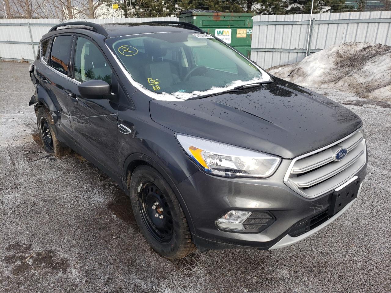 FORD ESCAPE SE 2018 with VIN 1FMCU9GD8JUC51742 - Photo from auction