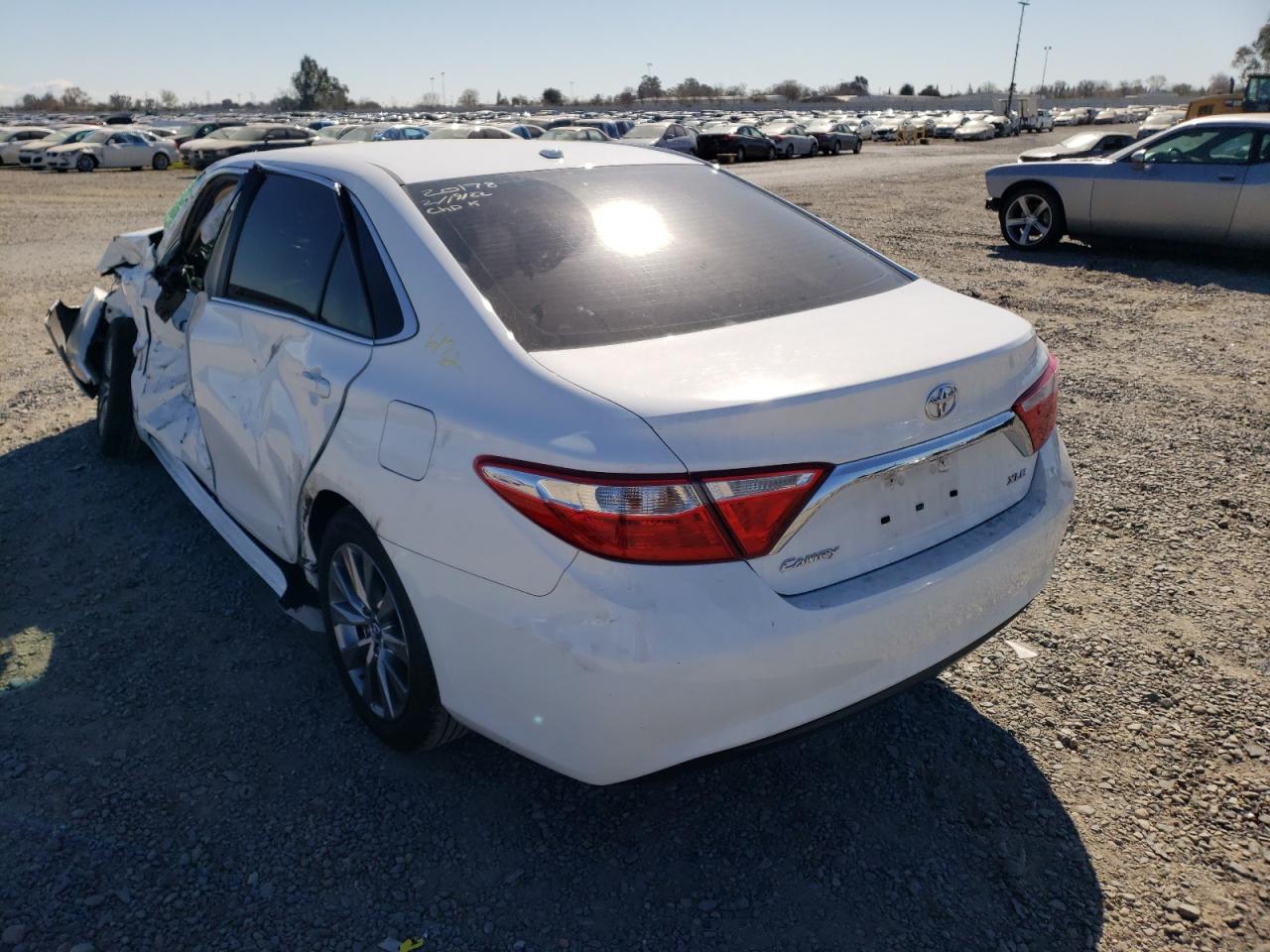 Photo 3 from auction – 2015 TOYOTA CAMRY LE with VIN 4T4BF1FK9FR490995